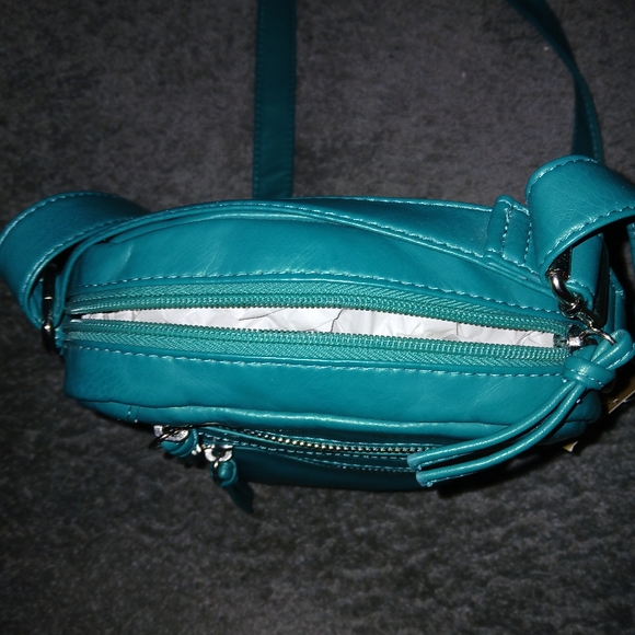 Bueno Vintage Green Crossbody Bag New - Picture 8 of 13